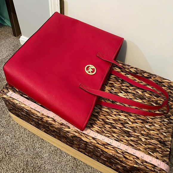 MICHAEL KORS Jet Set Travel Tote - Red Saffiano Leather - With Shopper ❤️ - Picture 6 of 15